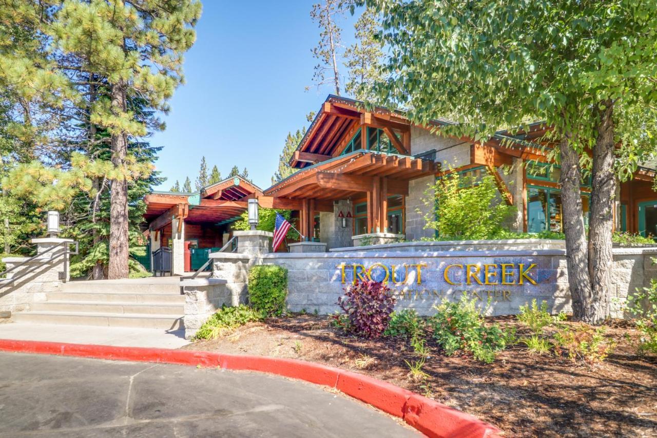 Tastefully-Updated, Classic Tahoe Family Home Truckee Exteriér fotografie